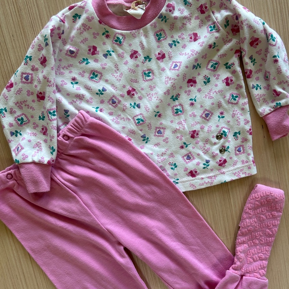 Vintage Snugabye 2 piece pjs